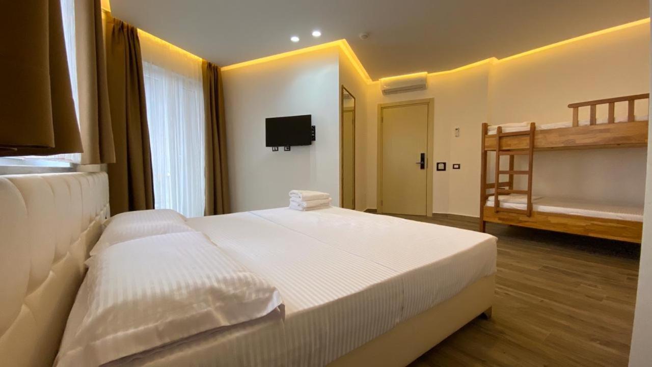 Mille Amici Hotel Шенджин Экстерьер фото